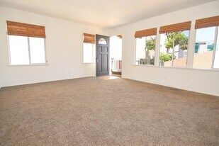 116 24th St, Unit REAR in Manhattan Beach, CA - Building Photo