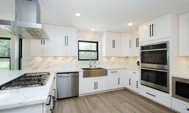 property at 22 Tangle Brush Dr