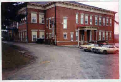 978 Harrison Ave in Elkins, WV - Building Photo