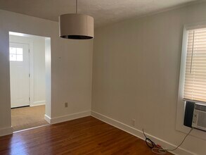 417 N Centre St, Unit 417 Unit 2 in Cumberland, MD - Building Photo - Building Photo