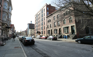 360 State St in Albany, NY - Foto de edificio - Building Photo