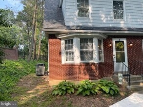 411 N 4th St in Lemoyne, PA - Building Photo - Building Photo