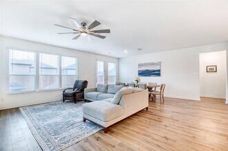 2513 Wayne Ave in Aubrey, TX - Building Photo - Building Photo