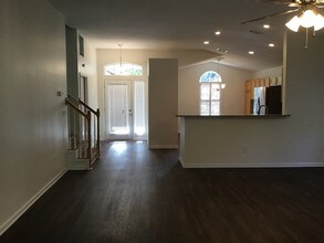 158 Sweetbrier Branch Ln in Jacksonville, FL - Building Photo - Building Photo