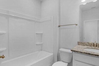 267 Dendron Dr in Richmond Hill, GA - Building Photo - Building Photo