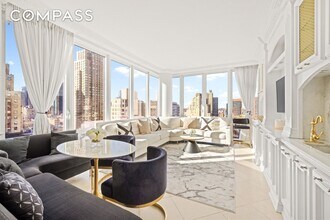 310 W 52nd St, Unit 14B in New York, NY - Building Photo - Building Photo