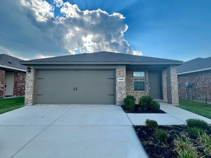 2108 Bailer Wy in Royse City, TX - Building Photo