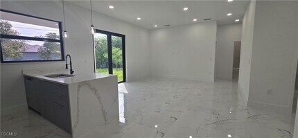 1631 NE 34th St in Cape Coral, FL - Building Photo - Building Photo
