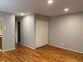 Lafayette Hills in Cincinnati, OH - Building Photo - Building Photo