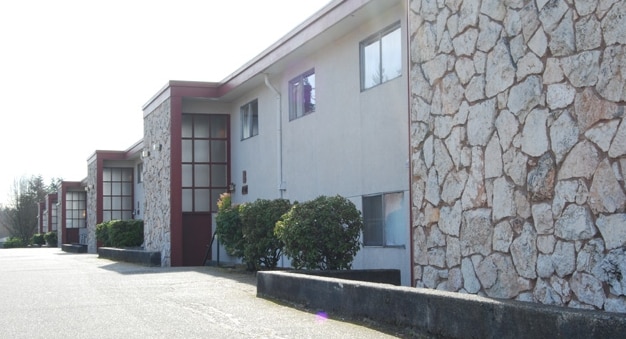 Aladdin Camelot Apartments, LLC in Tacoma, WA - Foto de edificio
