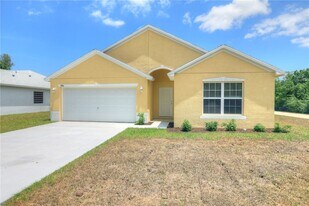 8816 100th Ave in Vero Beach, FL - Building Photo