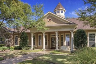 9501 Ranch Rd 620 N in Austin, TX - Building Photo