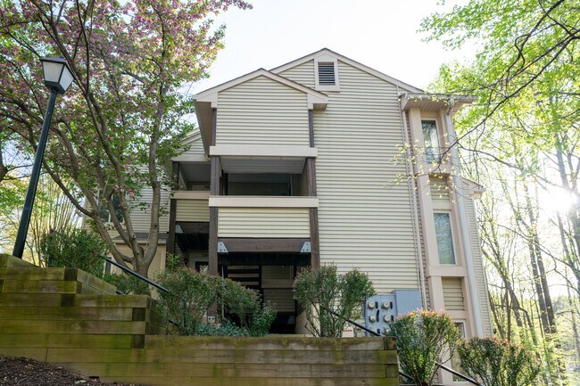 Burke Centre Station Commons in Burke, VA - Building Photo - Building Photo