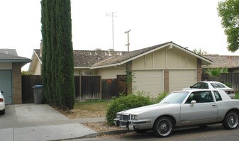 4035-4037 Bismarck Dr in San Jose, CA - Building Photo