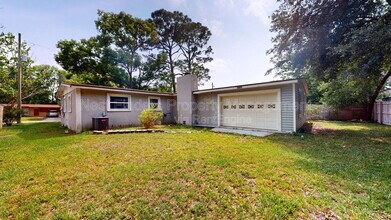 11671 Shellfish Dr in Jacksonville, FL - Foto de edificio - Building Photo