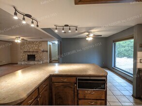 2009 Colonial Pkwy in Clovis, NM - Building Photo - Building Photo
