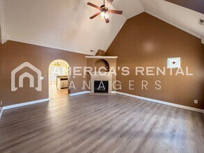 137 Stonecreek Pl in Calera, AL - Building Photo - Building Photo