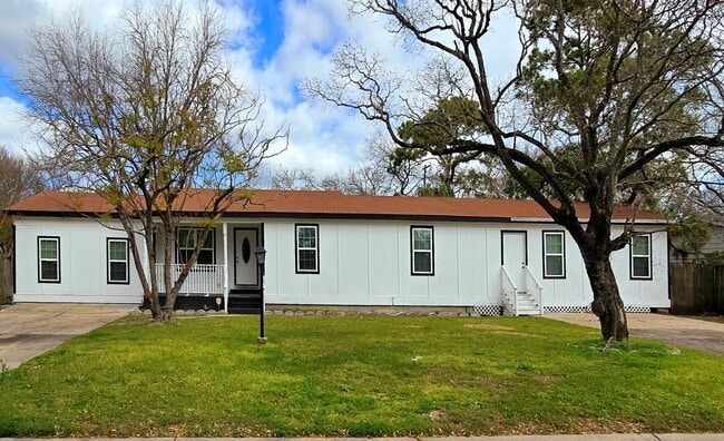 property at 1132 18th Ave N
