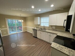 9915 Travis Floyd Ln in Charlotte, NC - Foto de edificio - Building Photo