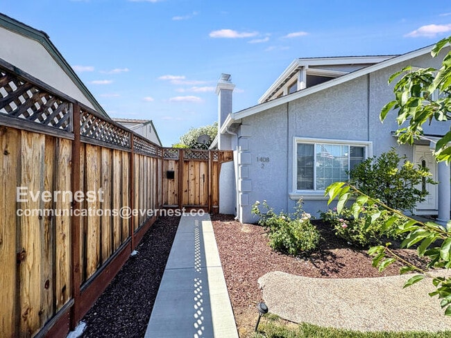 property at 1408 Sieta Ct