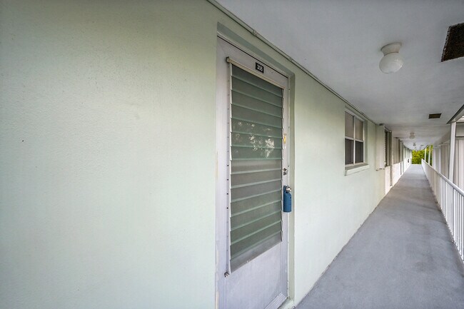2340 SW 22nd Ave in Delray Beach, FL - Building Photo - Building Photo