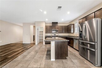 3728 W Colton Ave in North Las Vegas, NV - Building Photo - Building Photo