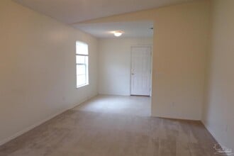 509 Wood Crest Way in Pensacola, FL - Building Photo - Building Photo