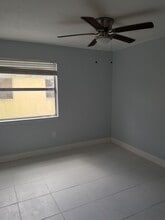 14746 SW 90th Ter in Miami, FL - Building Photo - Building Photo