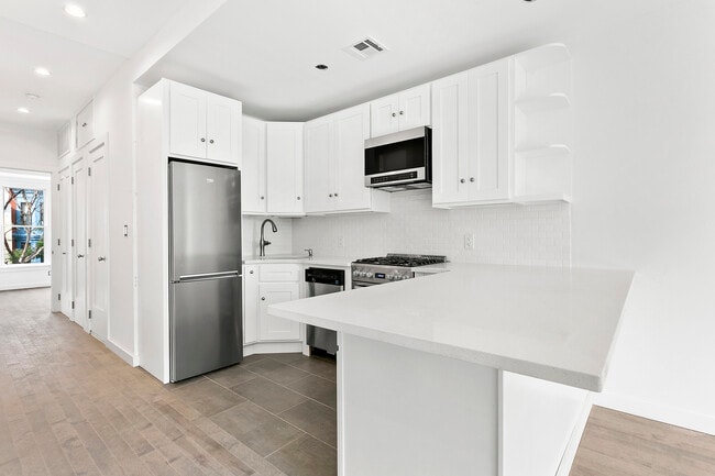 455 Prospect Ave, Unit 2 in Brooklyn, NY - Building Photo - Building Photo