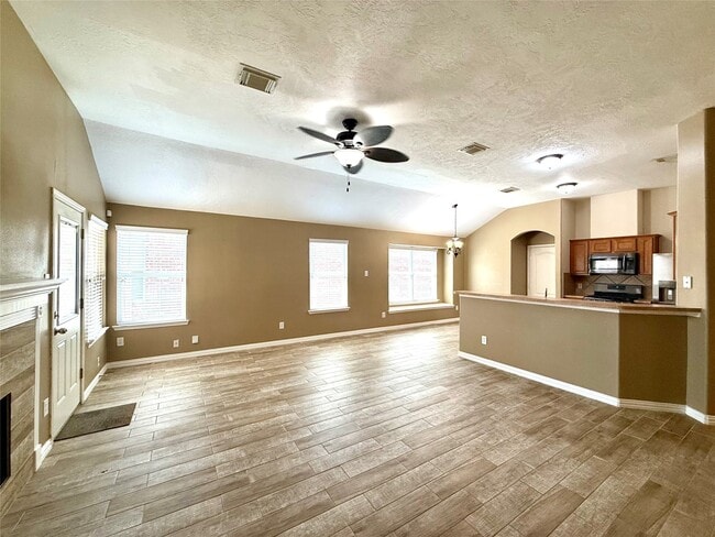 10022 Driftwood Park Dr