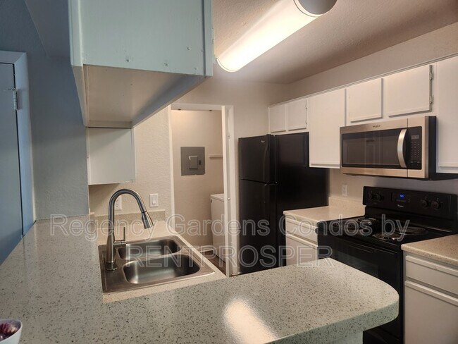 property at 4401 Thornbriar Ln