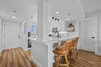 201 S Seas Dr in Jupiter, FL - Building Photo - Building Photo