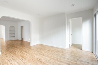 740 S Stanley Ave in Los Angeles, CA - Building Photo - Building Photo