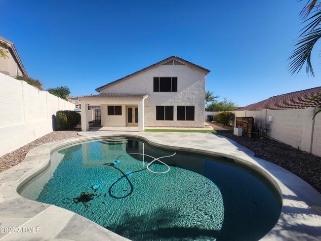 15846 S 17th Ln in Phoenix, AZ - Building Photo - Building Photo