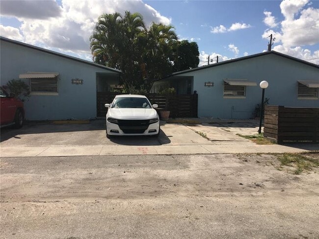 property at 2220 N 19th Ave