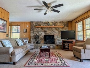 729 Chalet Village Dr in Dillard, GA - Building Photo - Building Photo