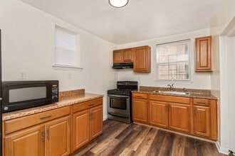2915 Oakford Ave in Baltimore, MD - Building Photo - Building Photo