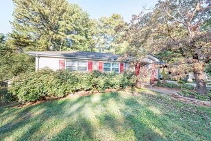 4001 Scarlett Ln in Kennesaw, GA - Building Photo