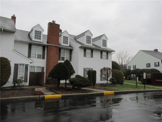 26 The Rise in Warwick, NY - Foto de edificio - Building Photo