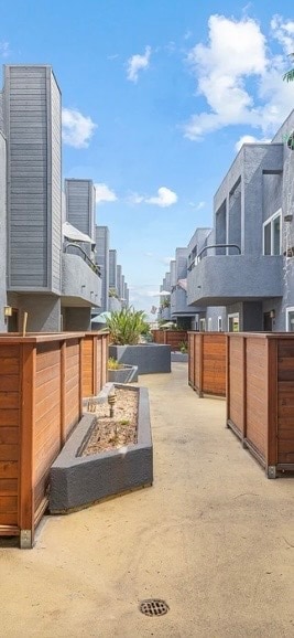 5706 Fair Ave, Unit 102 in North Hollywood, CA - Building Photo - Building Photo