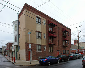 700 Christian St in Philadelphia, PA - Building Photo - Building Photo