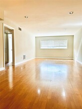 4901 Milam St in Houston, TX - Building Photo - Building Photo