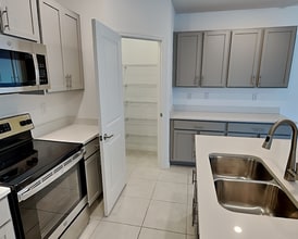 76 Citrine Lp in Kissimmee, FL - Foto de edificio - Building Photo