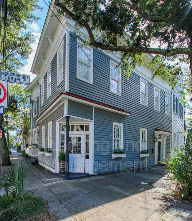 25 Chapel St in Charleston, SC - Building Photo