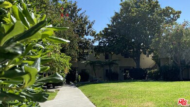 6474 Cavalleri Rd in Malibu, CA - Building Photo - Building Photo