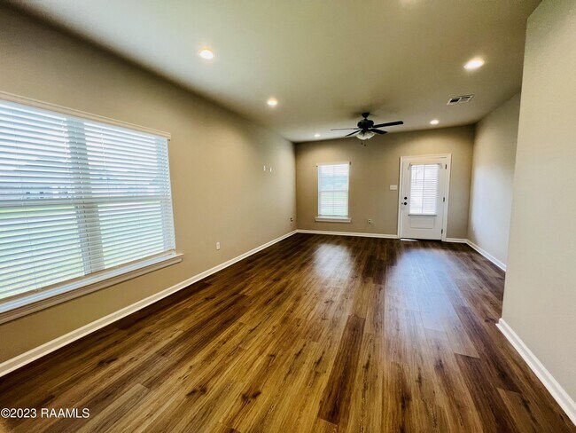 100 MURPHY LN photo'