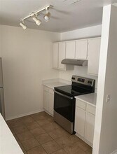 1935 Melvin Ave in Orlando, FL - Building Photo - Building Photo