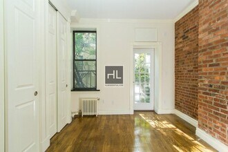 MOTT ST., Unit 12 in New York, NY - Building Photo - Building Photo