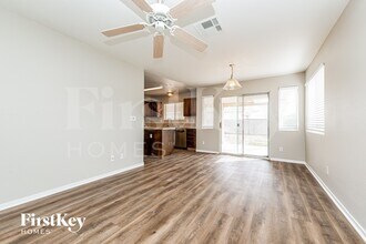 5300 White Coyote Pl in Las Vegas, NV - Building Photo - Building Photo