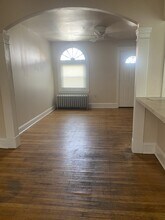 6954 Clinton Rd in Upper Darby, PA - Building Photo - Building Photo